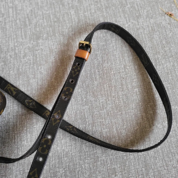 Authentic LOUIS VUITTON Monogram Amazone Shoulder Cross Body Bag - Picture 11 of 12